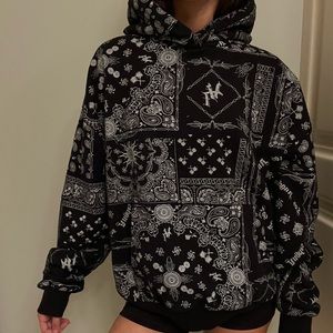 FORVER 21 sweatshirt